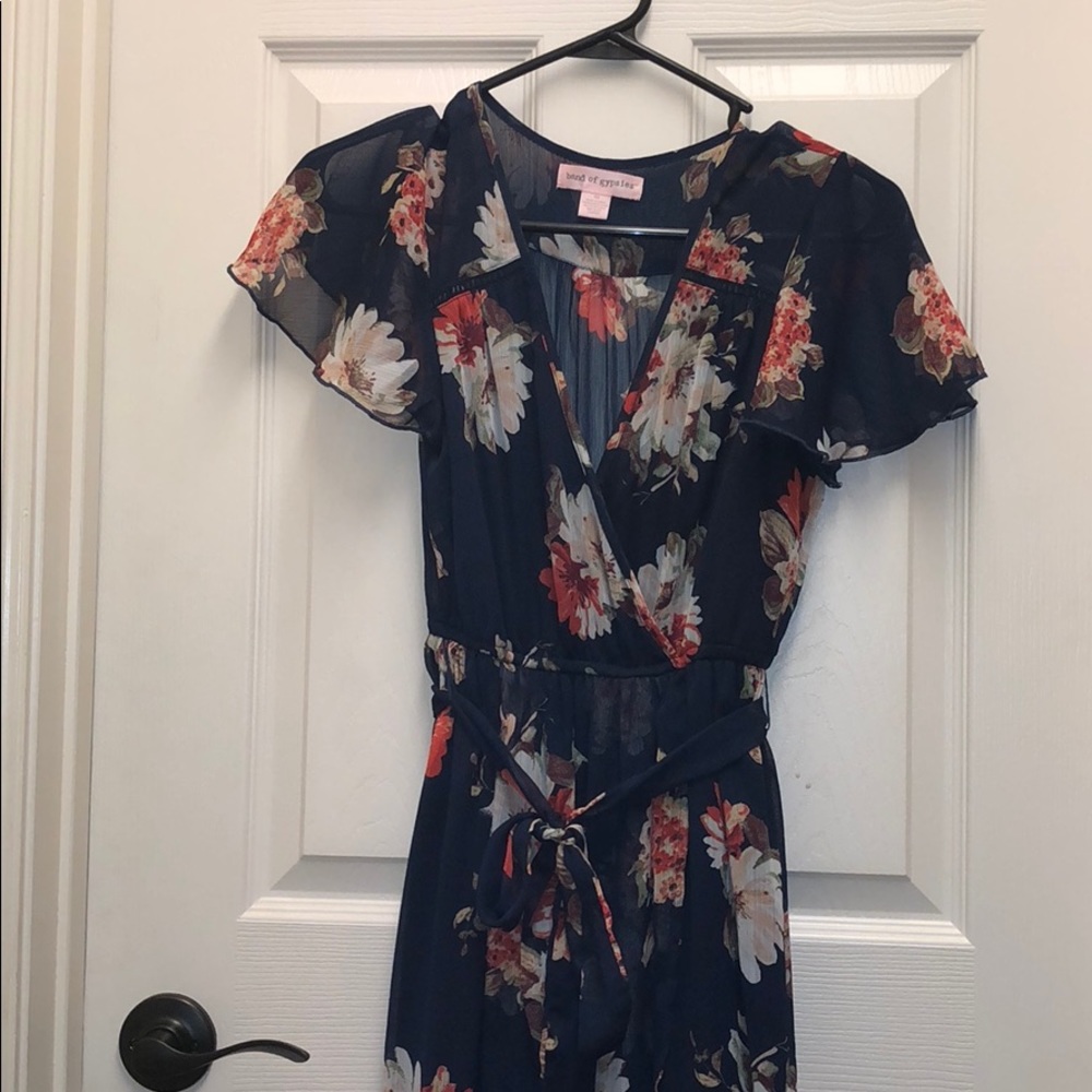 High-low waist tie belt floral V-neck sundress
